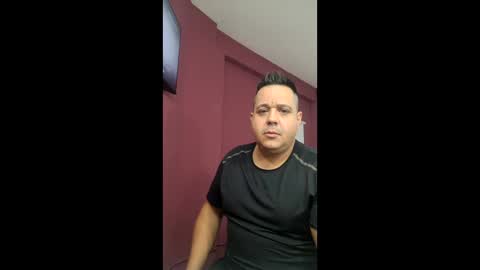 Snapshot of vittoitalian chatting on May 3, 2026, 6:19 am vittoitalian online show from May 3, 2026, 6:19 am
