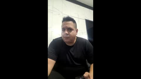 Snapshot of vittoitalian chatting on May 5, 2026, 9:34 pm vittoitalian online show from May 5, 2026, 9:34 pm