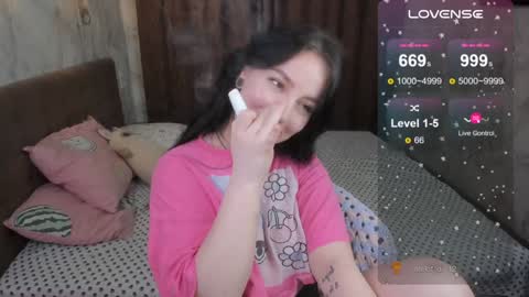 Vivi   online show from January 30, 2025, 9:15 am