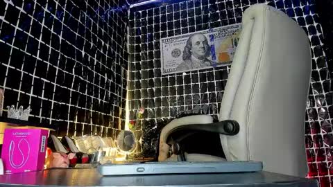 Snapshot of vivi_honey_ chatting on June 1, 2026, 9:16 pm IGkarol navarret3 online show from June 1, 2026, 9:16 pm