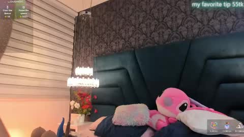 Viviana  online show from June 1, 2026, 11:39 pm