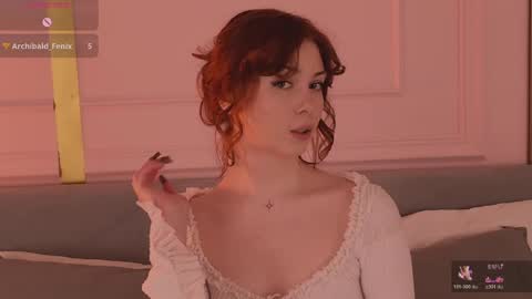 vivi_west online show from April 28, 2026, 5:18 pm
