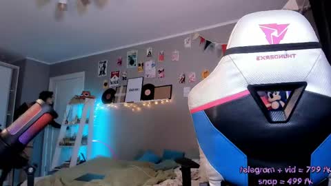 vivian_qwerty online show from May 14, 2026, 4:52 am