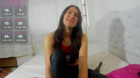 instagram Viviana73215 online show from April 9, 2026, 11:48 am