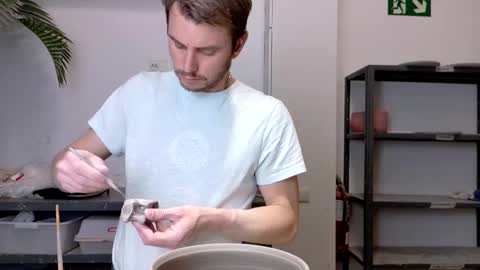 Snapshot of vivid_ether chatting on February 28, 2025, 8:50 pm Viv online show from February 28, 2025, 8:50 pm