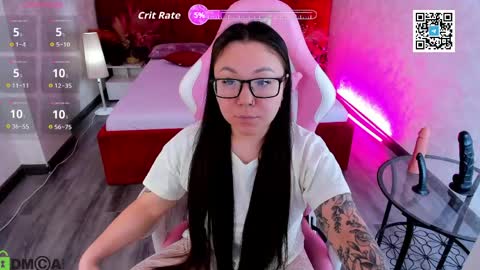 Snapshot of vivien_montclair chatting on April 15, 2026, 1:34 am Vivien online show from April 15, 2026, 1:34 am