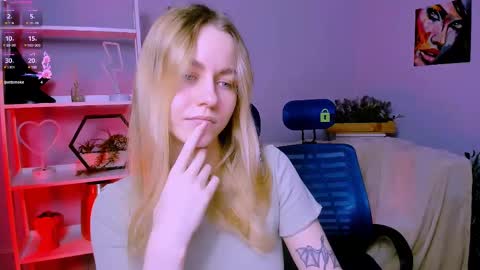 Vivi online show from March 1, 2025, 12:17 am