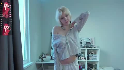 chatur babes online show from June 11, 2026, 6:39 pm