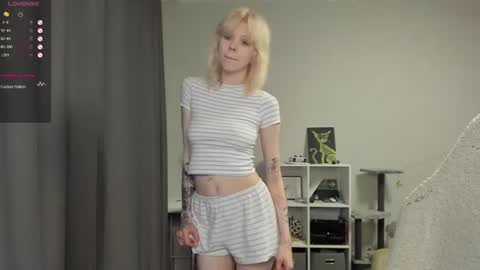 chatur babes online show from July 19, 2026, 8:23 pm