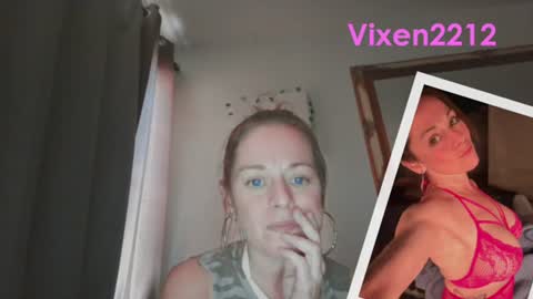 vixen1222 online show from July 17, 2026, 8:46 pm