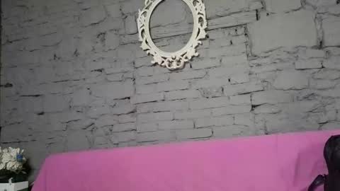 Snapshot of vixvixenn chatting on November 1, 2025, 5:09 am ANA online show from November 1, 2025, 5:09 am