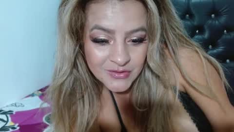 Snapshot of vkleiin chatting on February 20, 2026, 12:18 am Venus online show from February 20, 2026, 12:18 am