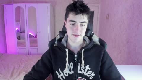 Snapshot of vlad1605 chatting on January 4, 2025, 7:23 pm Martin online show from January 4, 2025, 7:23 pm