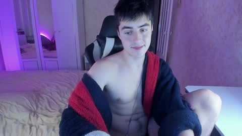 Snapshot of vlad1605 chatting on January 10, 2025, 2:57 am Martin online show from January 10, 2025, 2:57 am