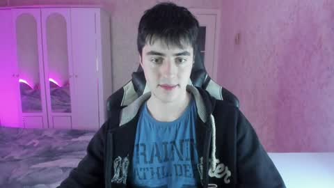 Snapshot of vlad1605 chatting on January 18, 2025, 8:30 pm Martin online show from January 18, 2025, 8:30 pm