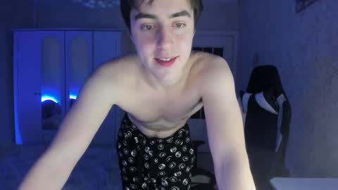 Snapshot of vlad1605 chatting on February 19, 2025, 4:22 pm Martin online show from February 19, 2025, 4:22 pm