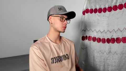 Vlad online show from April 3, 2026, 3:48 am