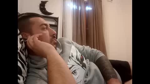 volpecesare419 online show from March 1, 2025, 2:23 pm