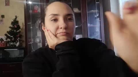 Snapshot of voulezvous_angel chatting on January 18, 2026, 7:45 am voulezvous_angel online show from January 18, 2026, 7:45 am