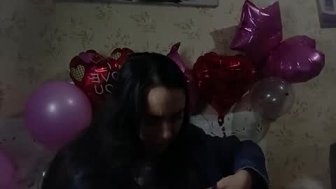 Snapshot of voulezvous_angel chatting on February 9, 2026, 1:20 am voulezvous_angel online show from February 9, 2026, 1:20 am