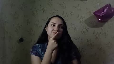 Snapshot of voulezvous_angel chatting on February 18, 2026, 5:03 am voulezvous_angel online show from February 18, 2026, 5:03 am