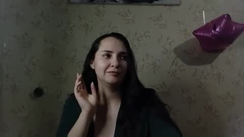 Snapshot of voulezvous_angel chatting on February 19, 2026, 4:52 am voulezvous_angel online show from February 19, 2026, 4:52 am