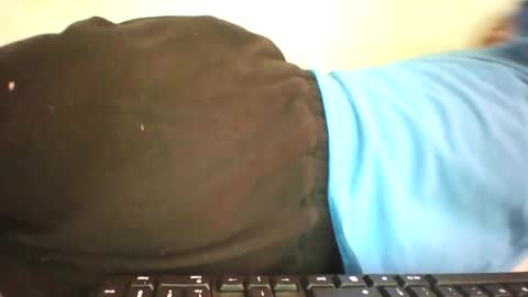 Snapshot of vounialdy chatting on March 6, 2025, 10:52 am vounialdy online show from March 6, 2025, 10:52 am