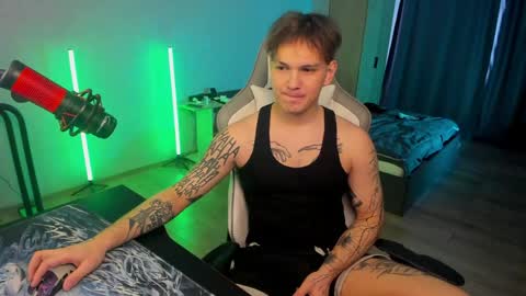 vova_belkin_2 online show from April 30, 2026, 11:38 am