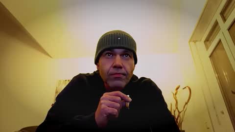 voyeuredeluxe online show from February 24, 2026, 12:52 am