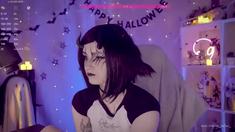 Snapshot of vronnier chatting on November 1, 2025, 5:15 pm vronnier online show from November 1, 2025, 5:15 pm