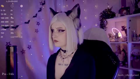 vronnier online show from December 2, 2025, 2:56 pm