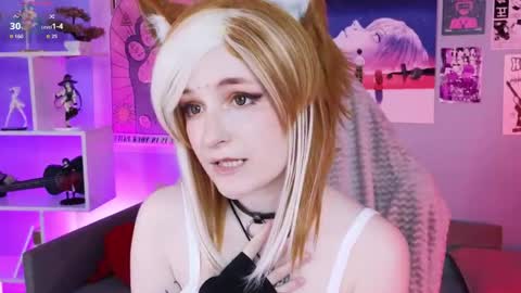 vronnier online show from April 18, 2026, 7:07 pm