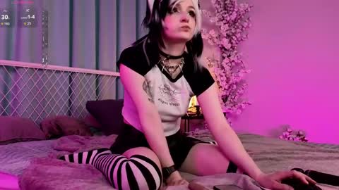 vronnier online show from April 25, 2026, 4:15 pm