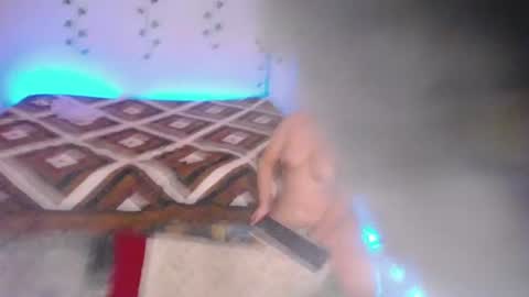 vsleyandlunaper online show from July 2, 2026, 3:23 am