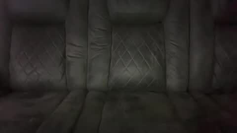 vveejay online show from December 23, 2025, 3:26 am