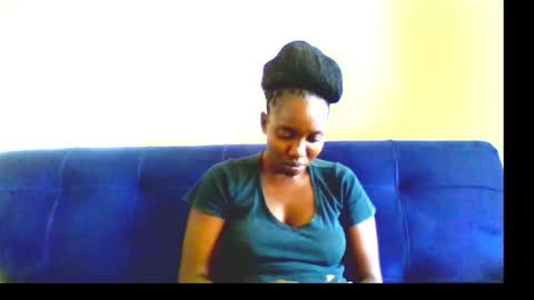 Snapshot of vvelvet_vixen chatting on October 19, 2025, 8:59 am vvelvet_vixen online show from October 19, 2025, 8:59 am