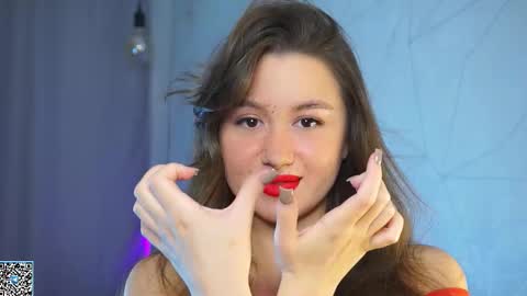 Ethal - thank you for thumb up online show from October 31, 2025, 2:01 am