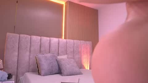 Snapshot of vvioleta_ chatting on February 7, 2026, 3:10 am Violeta online show from February 7, 2026, 3:10 am