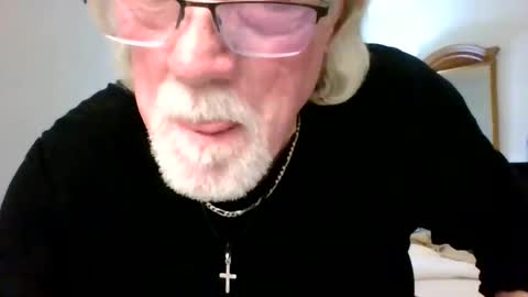 Snapshot of w3llbit chatting on December 10, 2024, 6:01 am w3llbit online show from December 10, 2024, 6:01 am