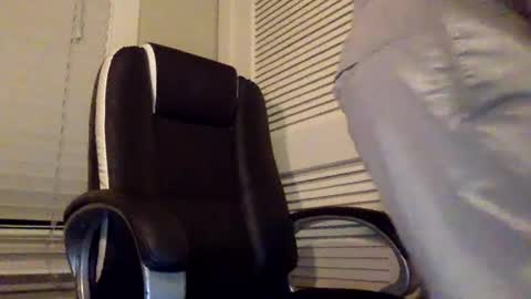 w111111 online show from February 19, 2025, 3:28 am