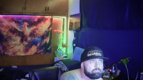 w_h_y_whohurtyou online show from February 8, 2025, 1:00 am