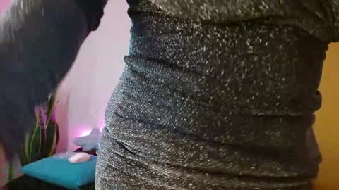 kitty SUPORT ME AND MY BABY SINGLE MOMY online show from January 30, 2025, 5:49 pm