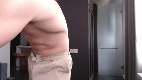 w_witcher online show from October 8, 2025, 2:31 am