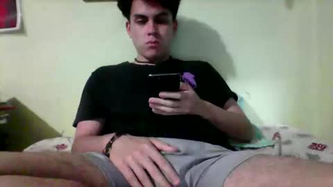 waifu_lov3r online show from December 11, 2024, 10:49 pm