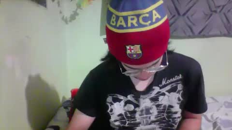 waifu_lov3r online show from September 13, 2025, 7:41 am