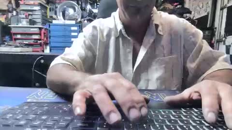 wakesblowinclouds online show from March 27, 2026, 8:26 am