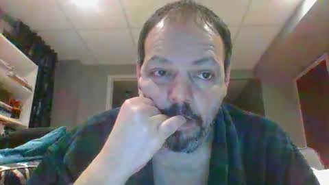 walker033 online show from January 8, 2026, 5:10 am