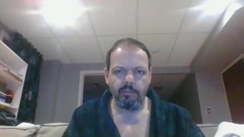 walker033 online show from May 6, 2026, 6:08 am