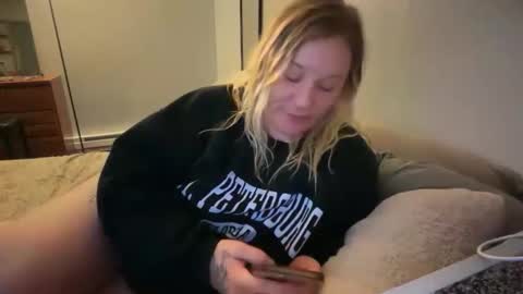 Queen Kay online show from February 27, 2026, 6:57 am