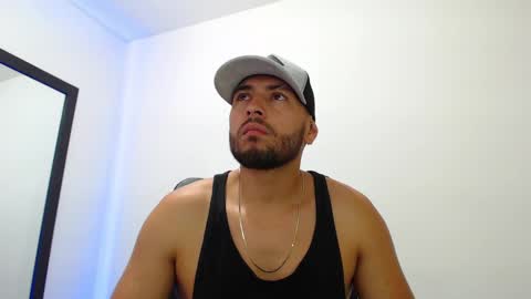 Snapshot of walter_brownn01 chatting on January 20, 2025, 4:01 pm WALTER BROWN  online show from January 20, 2025, 4:01 pm